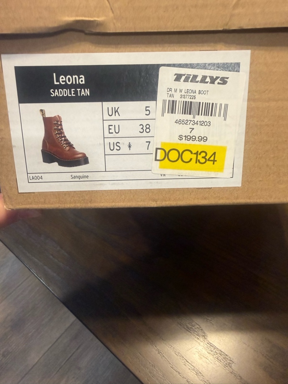 Dr Marten Leona Boot - Picture 10 of 11